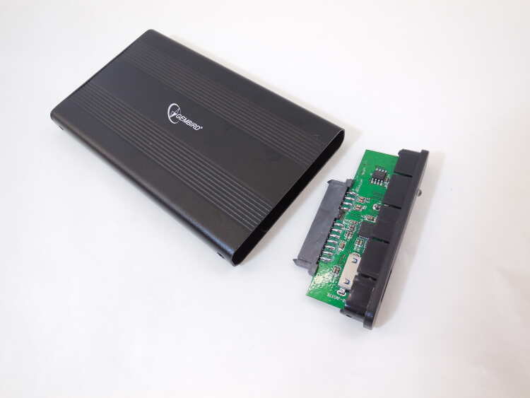 Заказать онлайн CEMBIRD корпус для HDD SSD 2.5 черный USB 3.0 EE2-U3S-5 в интернет-магазине компьютерной техники com-dv.ru с доставкой по Хабаровску недорого.