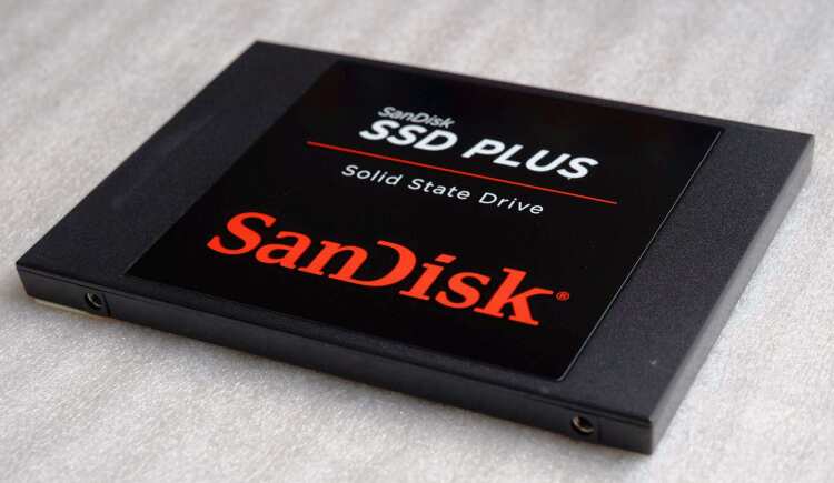 Заказать онлайн твердотельный накопитель Sandisk 120gb в интернет-магазине компьютерной техники com-dv.ru с доставкой по Хабаровску недорого.